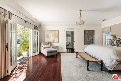 12510 Hortense St, Studio City, CA 91604 - Photo 17