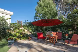 5787 Calpine Dr, Malibu, CA 90265 - Photo 47