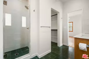 346 N Gardner St, Los Angeles, CA 90036 - Photo 21