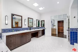 26743 Via Linda St, Malibu, CA 90265 - Photo 13