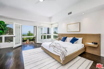 26743 Via Linda St, Malibu, CA 90265 - Photo 9