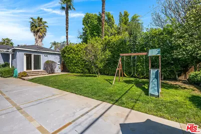 14716 Killion St, Sherman Oaks, CA 91411 - Photo 19