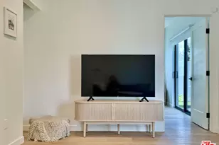 2911 S Rimpau Blvd, Los Angeles, CA 90016 - Photo 37