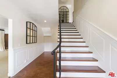 503 N Greencraig Rd, Los Angeles, CA 90049 - Photo 15