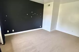 503 N Greencraig Rd, Los Angeles, CA 90049 - Photo 19