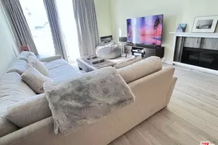 11645 Montana Ave, Los Angeles, CA 90049 - Photo 11
