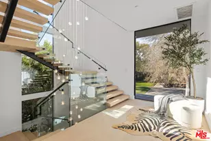 1964 Thayer Ave, Los Angeles, CA 90025 - Photo 13