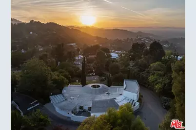 2941 Briar Knoll Dr, Los Angeles, CA 90046 - Photo 13