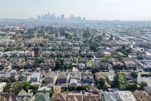 1745 S Kingsley Dr, Los Angeles, CA 90006 - Photo 15