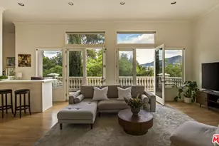 3780 Multiview Dr, Los Angeles, CA 90068 - Photo 15