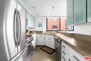 6209 Pacific Ave, Playa del Rey, CA 90293 - Photo 11