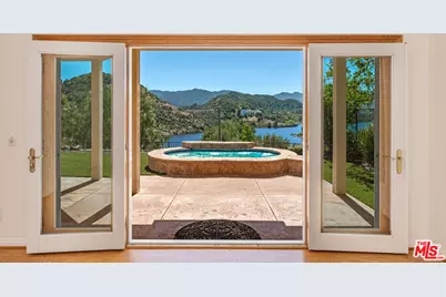 834 Ravensbury St, Lake Sherwood, CA 91361 - Photo 43