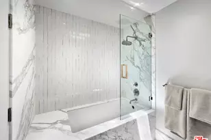 2288 Coldwater Canyon Dr, Beverly Hills, CA 90210 - Photo 33