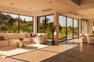 3920 Knobhill Dr, Sherman Oaks, CA 91423 - Photo 3