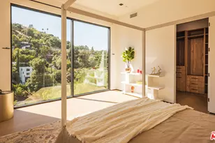 3920 Knobhill Dr, Sherman Oaks, CA 91423 - Photo 15
