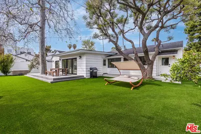 527 S Bentley Ave, Los Angeles, CA 90049 - Photo 41