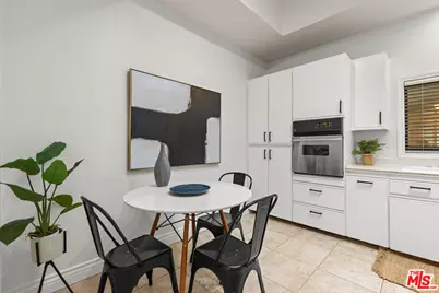 11636 Montana Ave #107, Los Angeles, CA 90049 - Photo 9