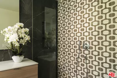 1640 N Gardner St, Los Angeles, CA 90046 - Photo 9