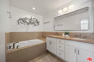 3530 Clarington Ave, Los Angeles, CA 90034 - Photo 11