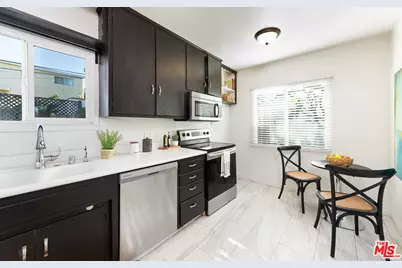 3652 Kelton Ave, Los Angeles, CA 90034 - Photo 11