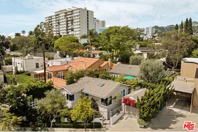 9009 Lloyd Pl, West Hollywood, CA 90069 - Photo 19