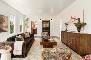 326 W 10th St, Long Beach, CA 90813 - Photo 3