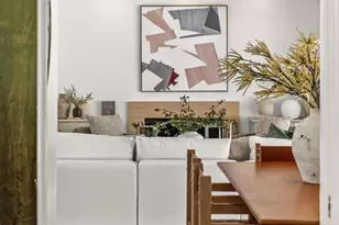 9537 Dalegrove Dr, Beverly Hills, CA 90210 - Photo 13