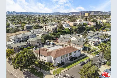 1655 Carmona Ave, Los Angeles, CA 90019 - Photo 21
