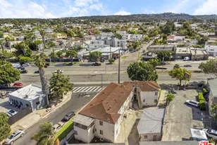 1655 Carmona Ave, Los Angeles, CA 90019 - Photo 15