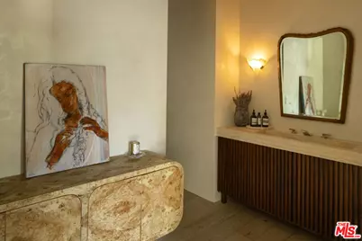 1557 Tower Grove Dr, Beverly Hills, CA 90210 - Photo 7