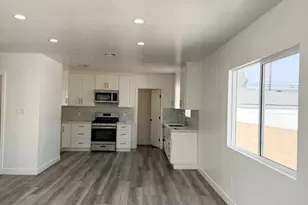 10554 Lanark St, Los Angeles, CA 91352 - Photo 7