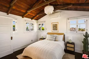 1527 W 45th St, Los Angeles, CA 90062 - Photo 39