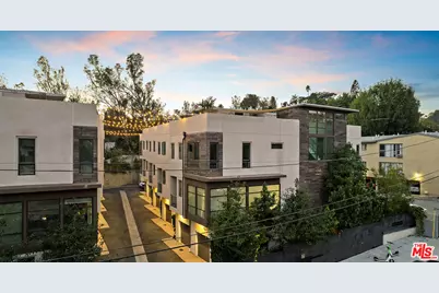 2111 N Cahuenga Blvd #1, Los Angeles, CA 90068 - Photo 31