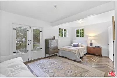 20 Latimer Rd, Santa Monica, CA 90402 - Photo 31