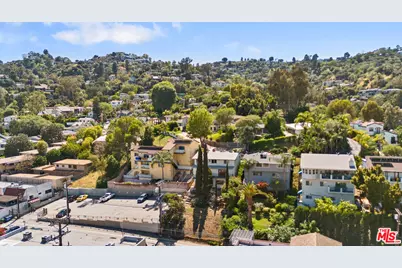 3242 Dos Palos Dr, Los Angeles, CA 90068 - Photo 45