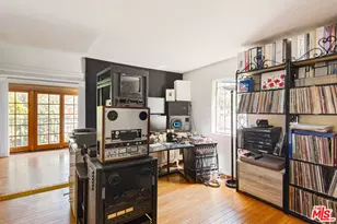 3242 Dos Palos Dr, Los Angeles, CA 90068 - Photo 29