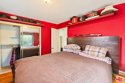 3242 Dos Palos Dr, Los Angeles, CA 90068 - Photo 19