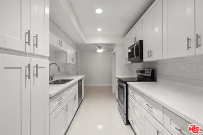 3481 Stancrest Dr #237, Glendale, CA 91208 - Photo 5