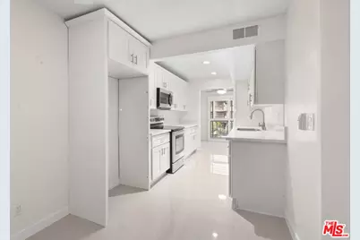 3481 Stancrest Dr #237, Glendale, CA 91208 - Photo 7