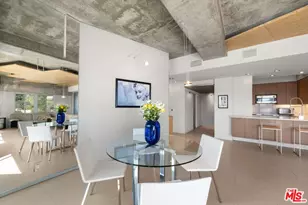 7135 Hollywood Blvd, Los Angeles, CA 90046 - Photo 11
