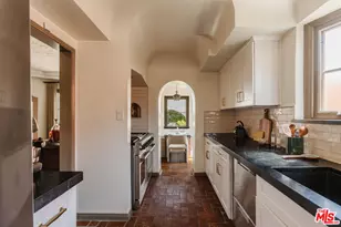 3975 Sutro Ave, Los Angeles, CA 90008 - Photo 31