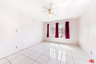 711 N Priscilla Ln, Burbank, CA 91505 - Photo 13