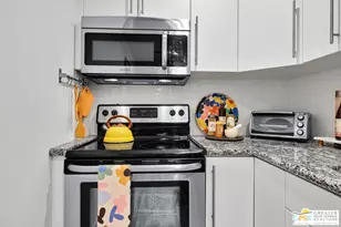 2825 N Los Felices Rd, Palm Springs, CA 92262 - Photo 21