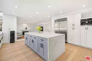 22137 Cairnloch St, Calabasas, CA 91302 - Photo 13