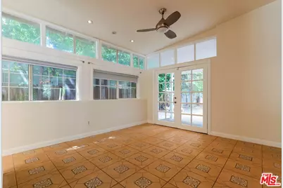 22750 Clarendon St, Woodland Hills, CA 91367 - Photo 21