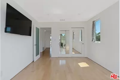 12413 Wagner St, Los Angeles, CA 90066 - Photo 37