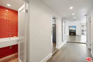 723 Westmount Dr, West Hollywood, CA 90069 - Photo 17