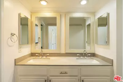 1837 11th St #3, Santa Monica, CA 90404 - Photo 31