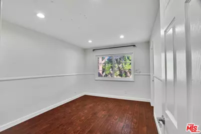 11158 Newcastle Ave, Granada Hills, CA 91344 - Photo 59