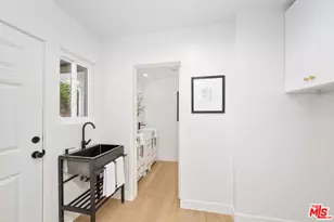 3852 Sherview Dr, Sherman Oaks, CA 91403 - Photo 15